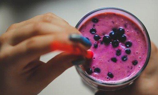 The Anti-Flu Super Smoothie: Water is Life, Food is Medicine.